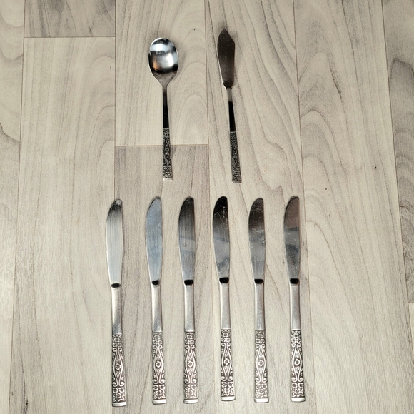 VTG Rogers Co Stainless Korea Flatware Floral Stanley Roberts Srb274 - 39 Pieces - Picture 14 of 15